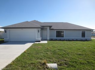 518 SE Van Loon Terrace Cpe, Coral, FL 33990