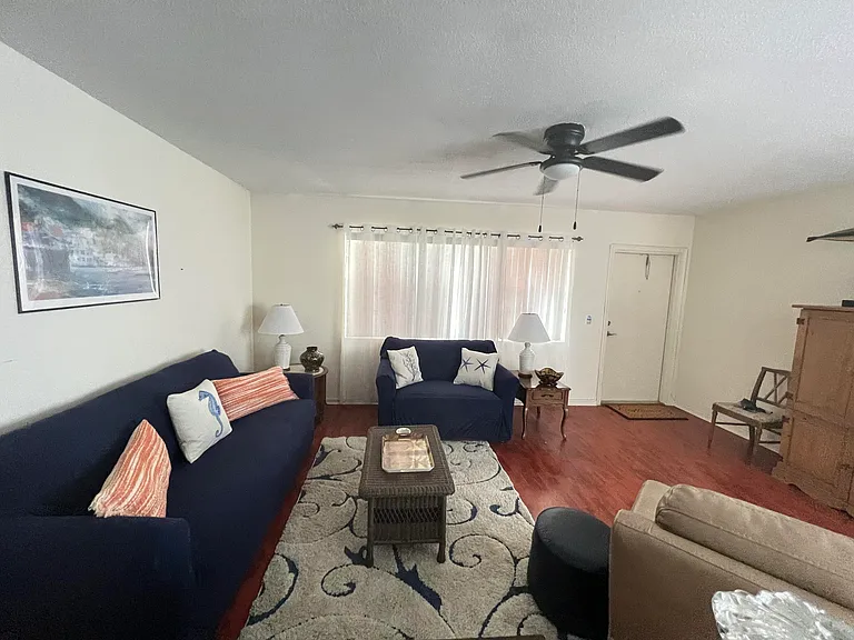 165 Easthampton G — Photo 3