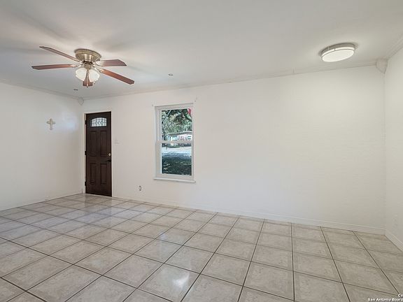 3rd image of 718 BENRUS BLVD