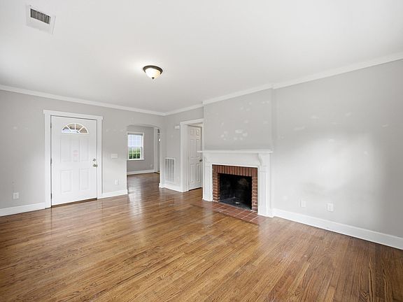 2nd image of 102 S Howell Ave