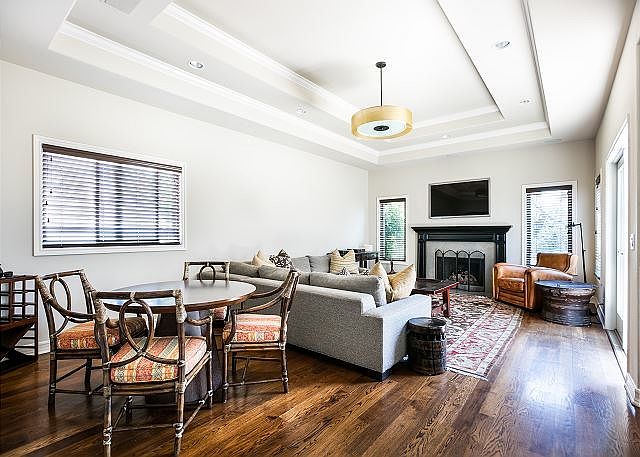1st image of 503 Poppy Ave