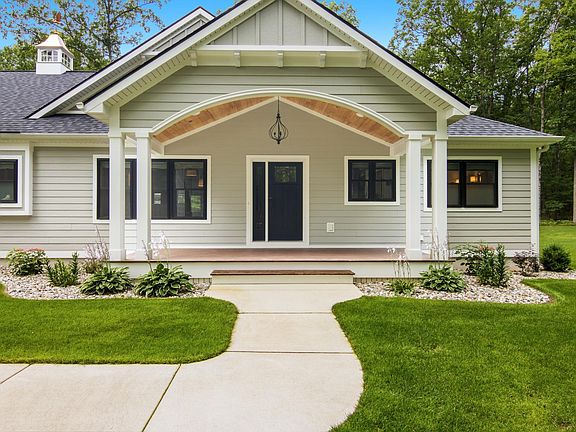 5th image of 687 Starflower Ln