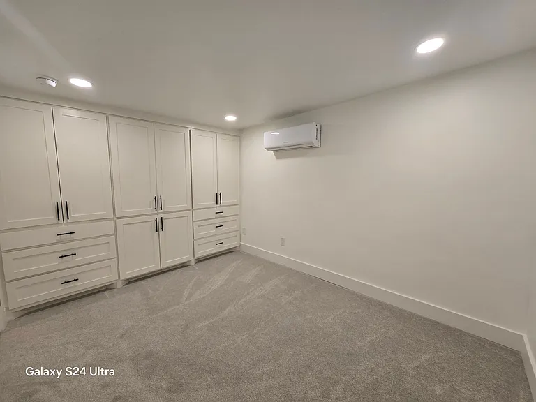 1 bed, 1.0 bath, $1,100 — Photo 13