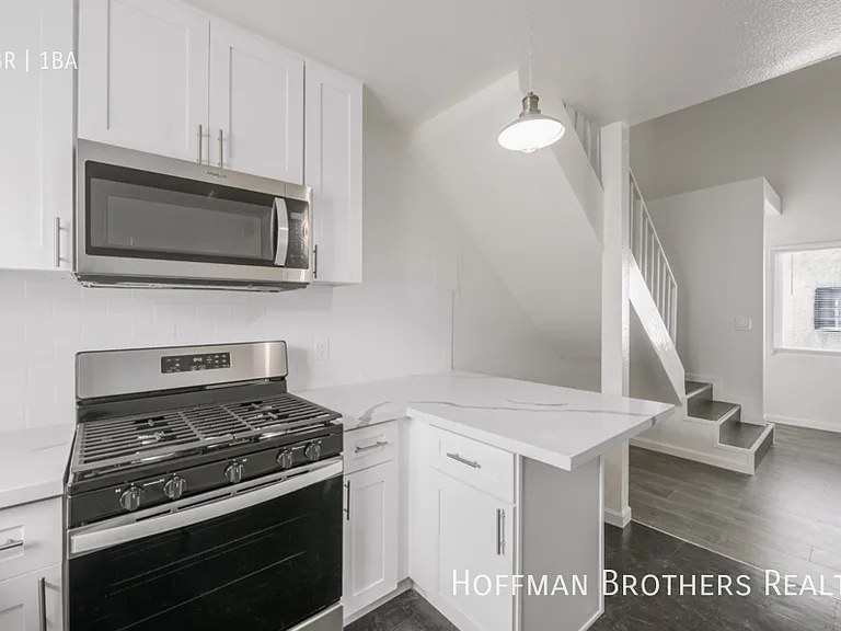 6045 Eleanor Ave #12 — Photo 3