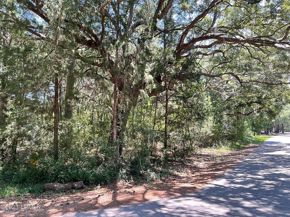 2nd image of 3 Bajala Drive E