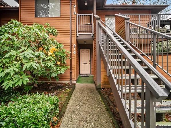 10620 150th St #916, Surrey, BC V3R 7K2