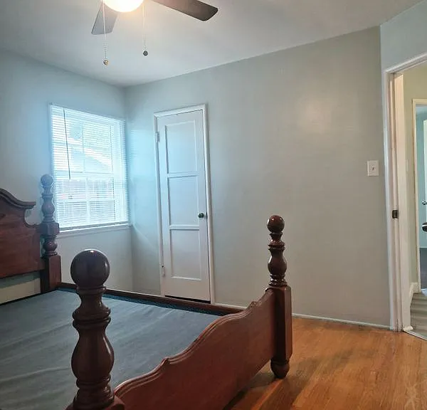 3171 N Sierra Way — Photo 4