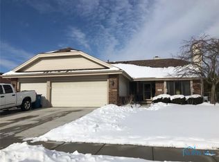 3123 Cindy Dr, Oregon, OH 43616