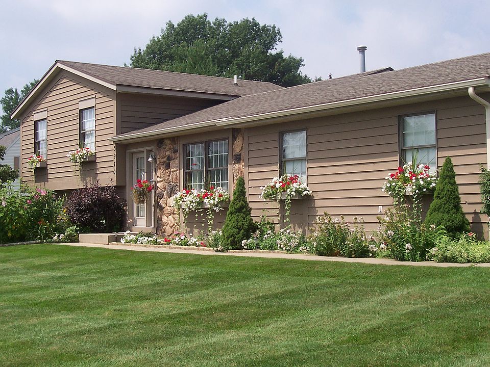 1st image of 5970 Arroyo Vista Dr NE