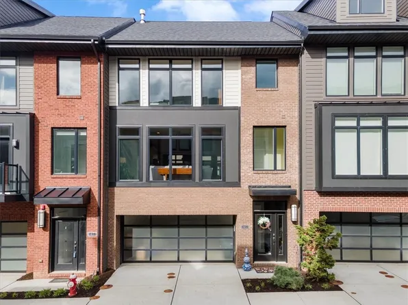 6463 Danielle St, Pittsburgh, PA 15206