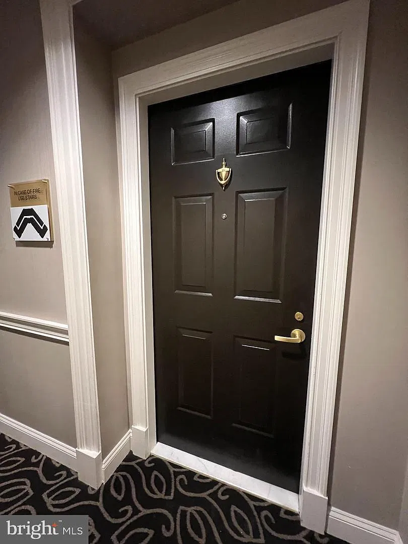 1 bed, 753 sqft, $1,900 — Photo 4