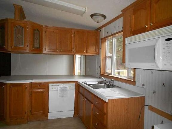 5th image of 8483 N 66th Ave