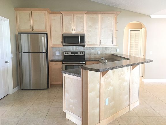 3rd image of 2242 SW Natema Rd