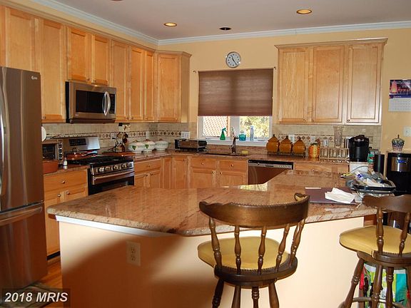 3rd image of 7702 Martin Allen Ct