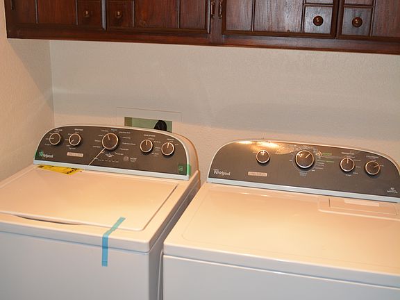 3rd image of 755 W Forest Dr