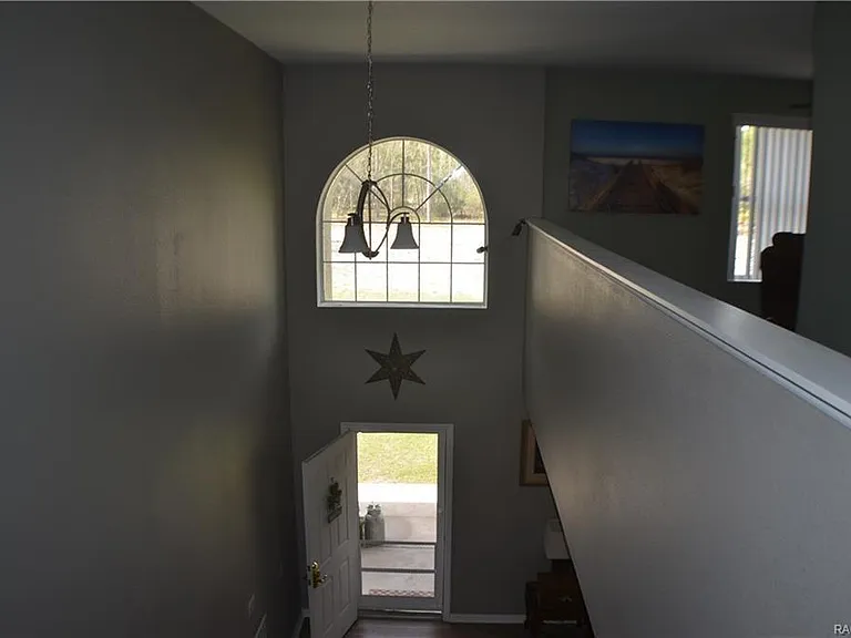 3134 W Randolph Ln — Photo 11