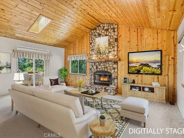 196 B Ln, Lake Arrowhead, CA 92352