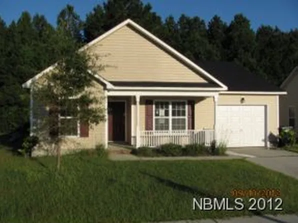 4742 Corena Dr, New Bern, NC 28562