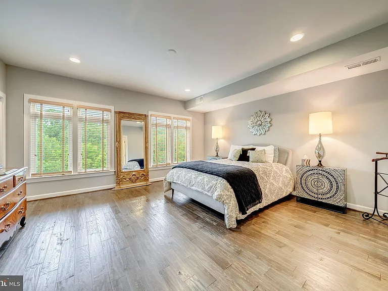 1521 Ribbon Limestone Ter SE — Photo 17
