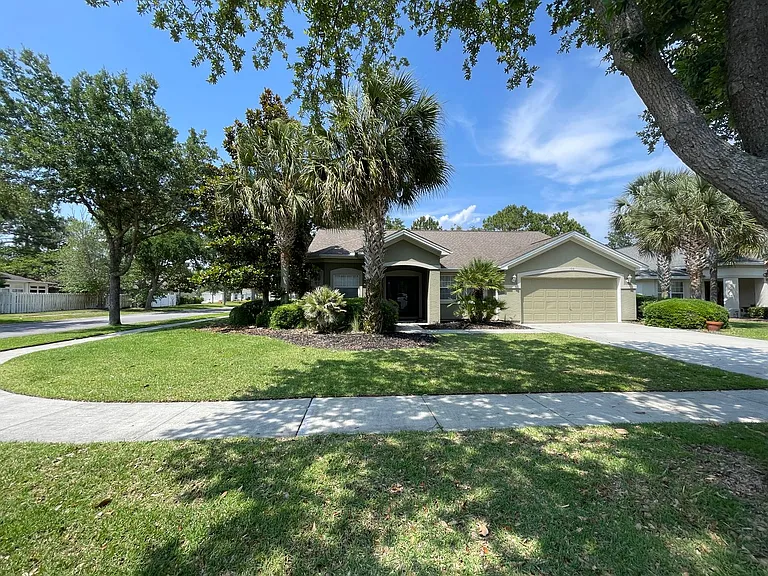 106 Middleburg Dr — Photo 26