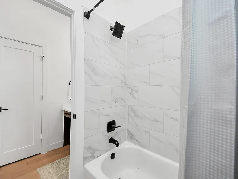 1102 Palmer St — Photo 10