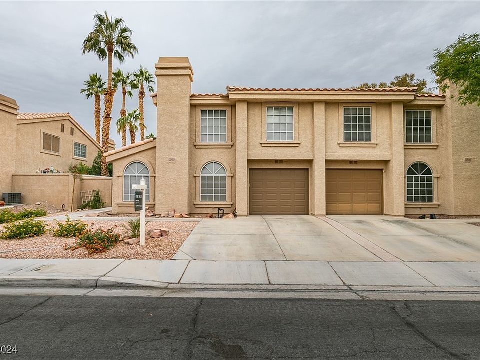 1st image of 2810 Briar Knoll Dr