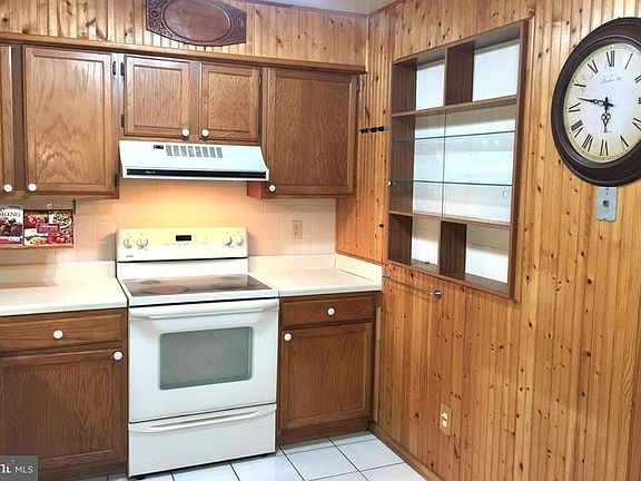 3rd image of 34 Appledowre Ct #55