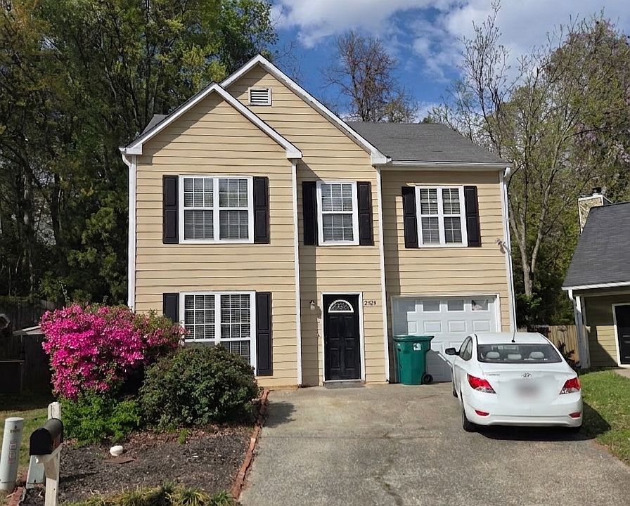 1st image of 2319 Kissing Tree Ln SE