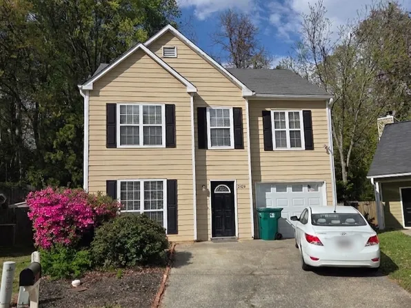 2319 Kissing Tree Ln SE, Smyrna, GA 30080
