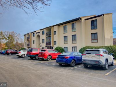 613 Center St APT T2, Herndon, VA, 20170
