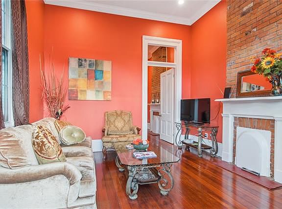 2nd image of 2818 Baronne St