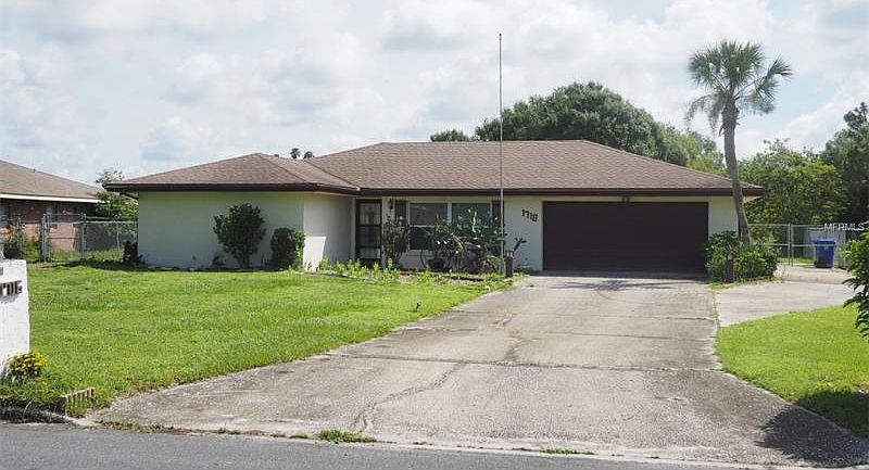 1st image of 1716 Bayou Cir