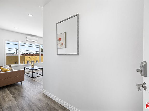 2nd image of 4214 Montclair St APT 11