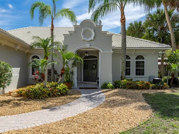 1766 Fiesta Dr, Sarasota, FL 34231