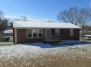 130 Lexington Dr, Clarksville, TN 37042