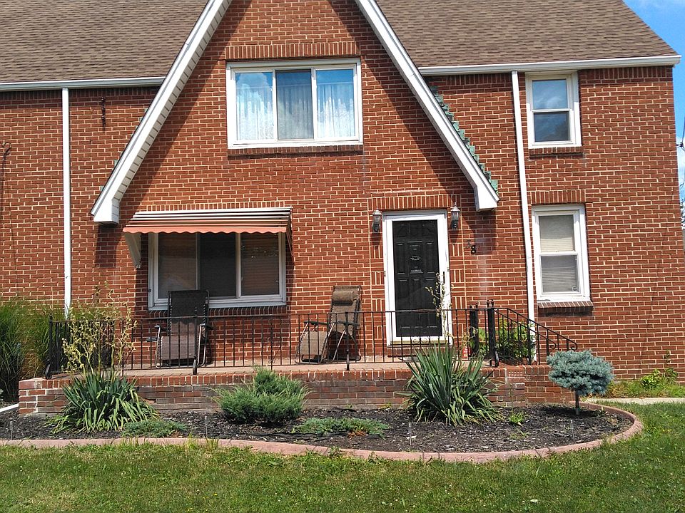 1st image of 38 Greenwood Ave