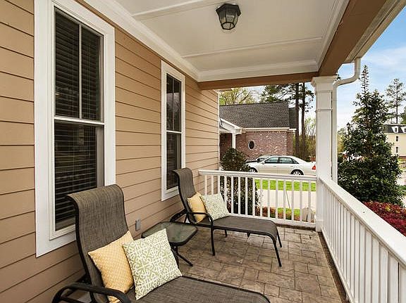 5th image of 456 Northridge Cir