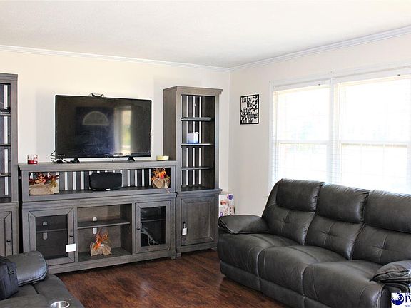 5th image of 2005 Meadow Dr