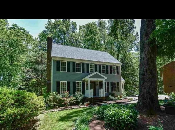 110 Brannigan Pl, Cary, NC 27511