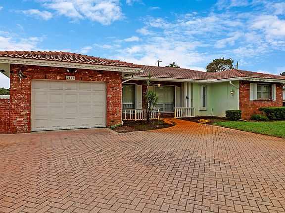 3rd image of 2166 NE 65th Street