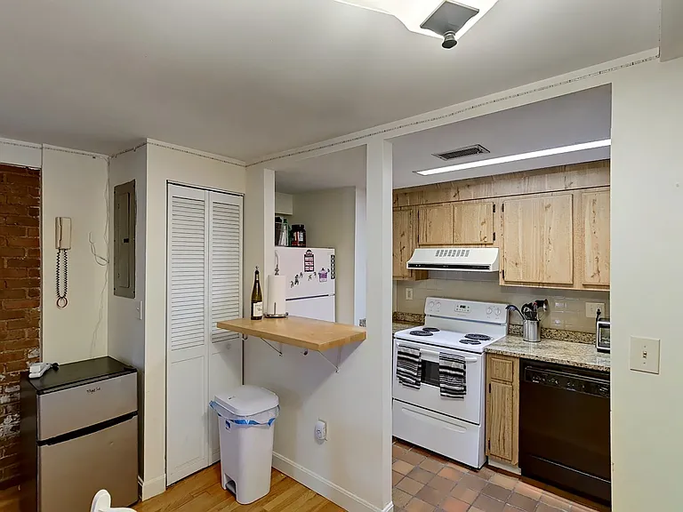 111 Gainsborough St #5 — Photo 4