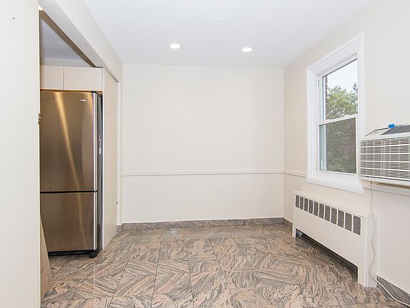 4th image of 47-37 Hollis Ct #2L
