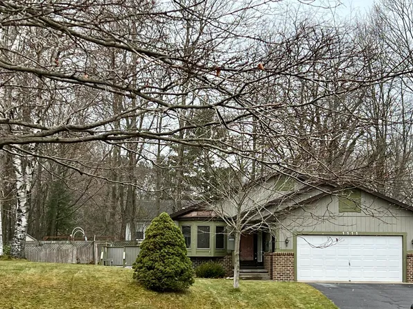 1111 N Sherman St, Ludington, MI 49431