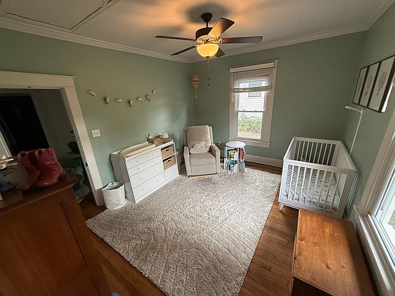 3rd image of 645 Landis St