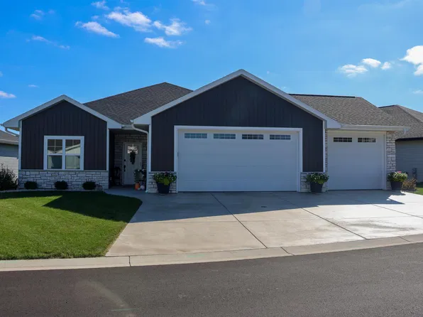1266 Autumn Field Ln, De Pere, WI 54115