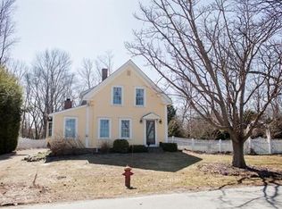 16 Baileys Ln, West Newbury, MA 01985