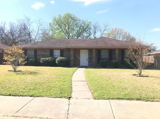 2802 Rimdale Dr, Dallas, TX 75228