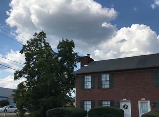 1102 Woodfield Dr, Jackson, MS 39211