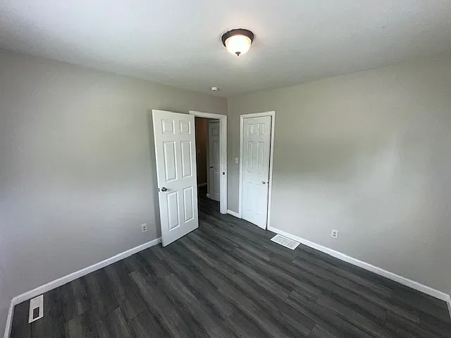 4 bed, $1,700 — Photo 3