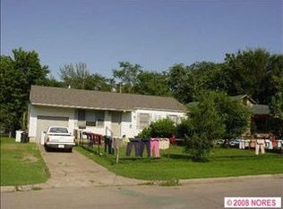 1061 N Irvington Ave, Tulsa, OK 74115
